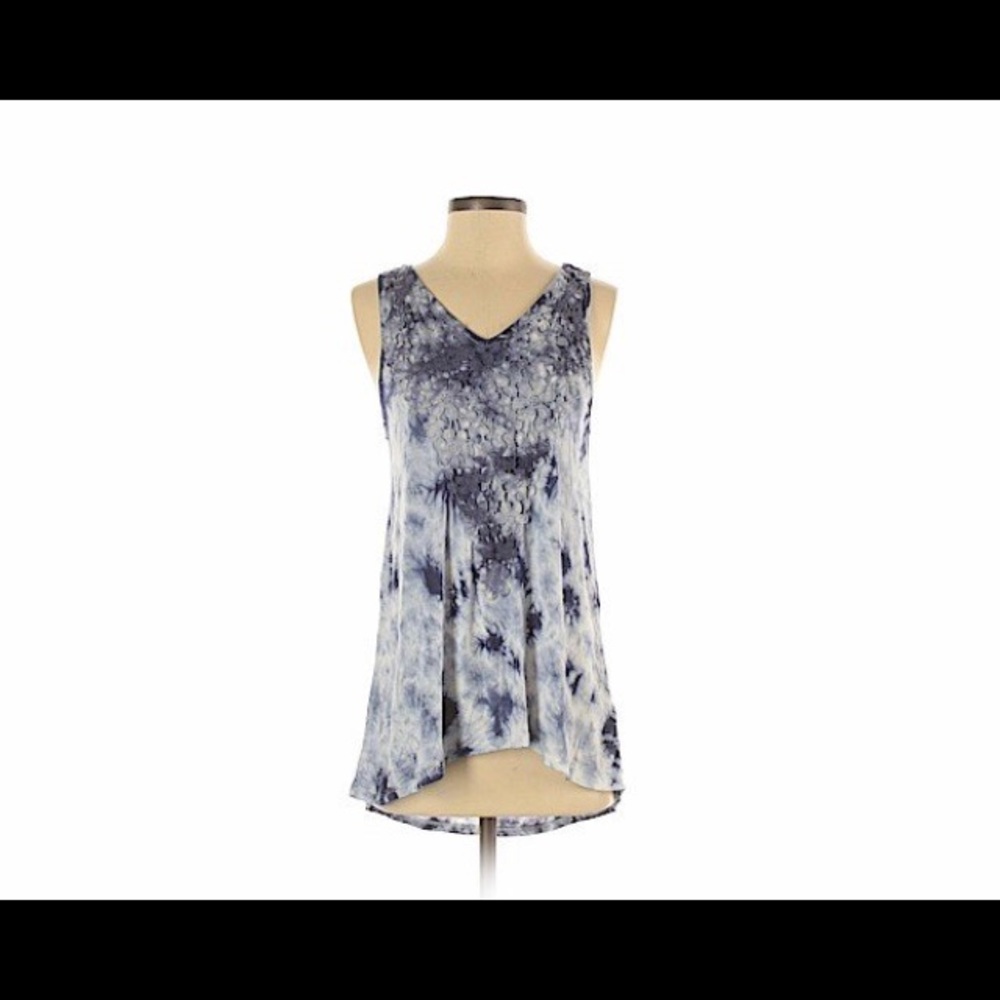 Beautiful Knox Rose flowy tie dye tank